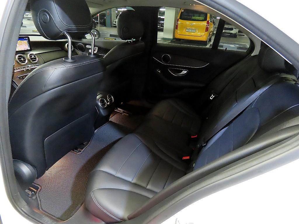 Mercedes Benz C Class - Vista 7