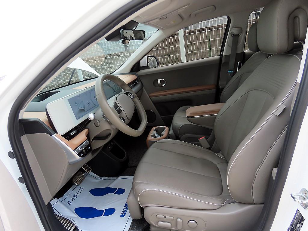 HYUNDAI Ioniq 5 - Vista 5