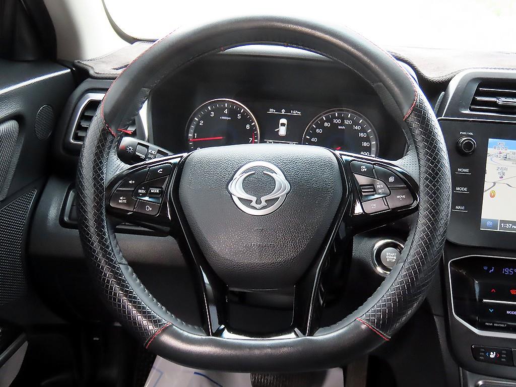 Ssangyong Tivoli - Vista 7