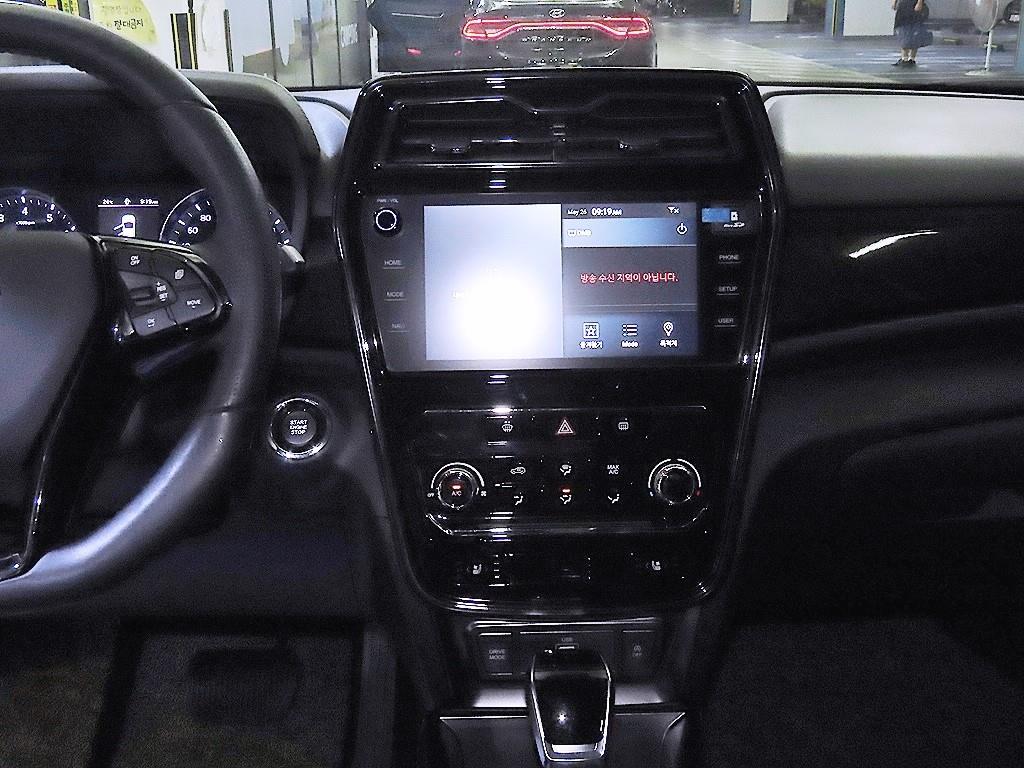 Ssangyong Tivoli - Vista 11