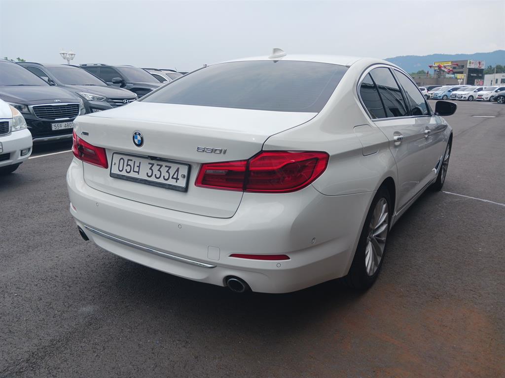 BMW 5 Series - Vista 2