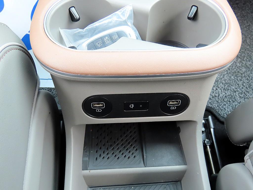 HYUNDAI Ioniq 5 2022 Blanco - Importación desde Corea - HF Imports Iquique - Foto 13