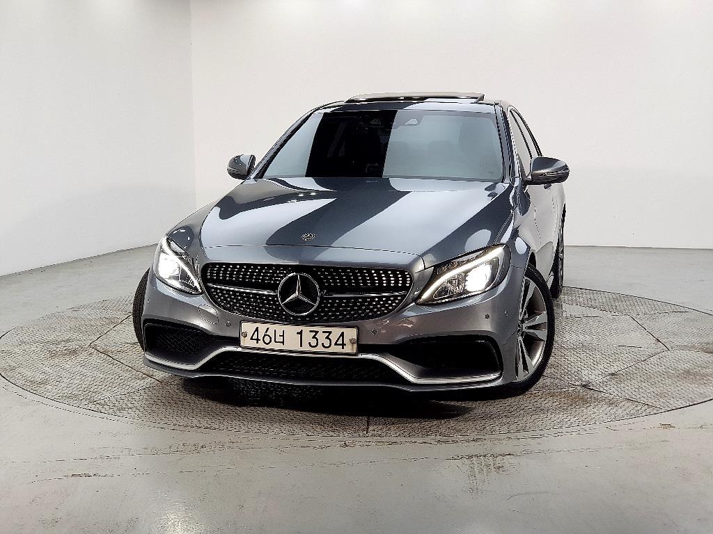 Mercedes Benz C Class - Vista 2