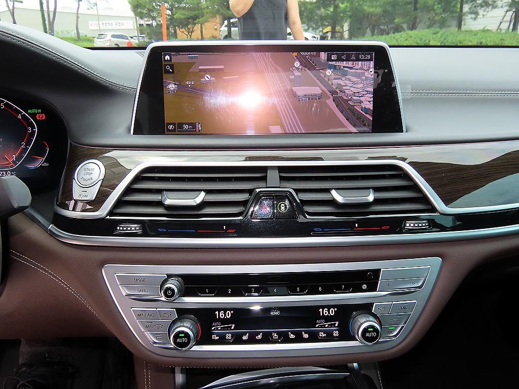 BMW 7 Series 2021 Negro - Importación desde Corea - HF Imports Iquique - Foto 13