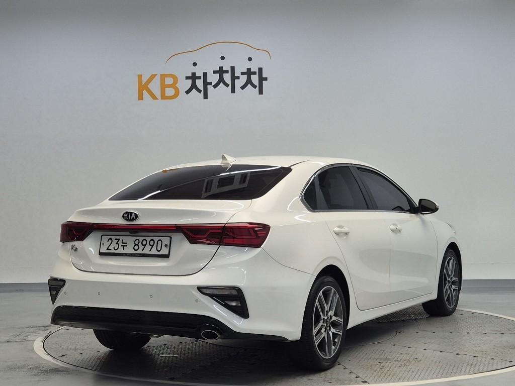 KIA K3 - Vista 3
