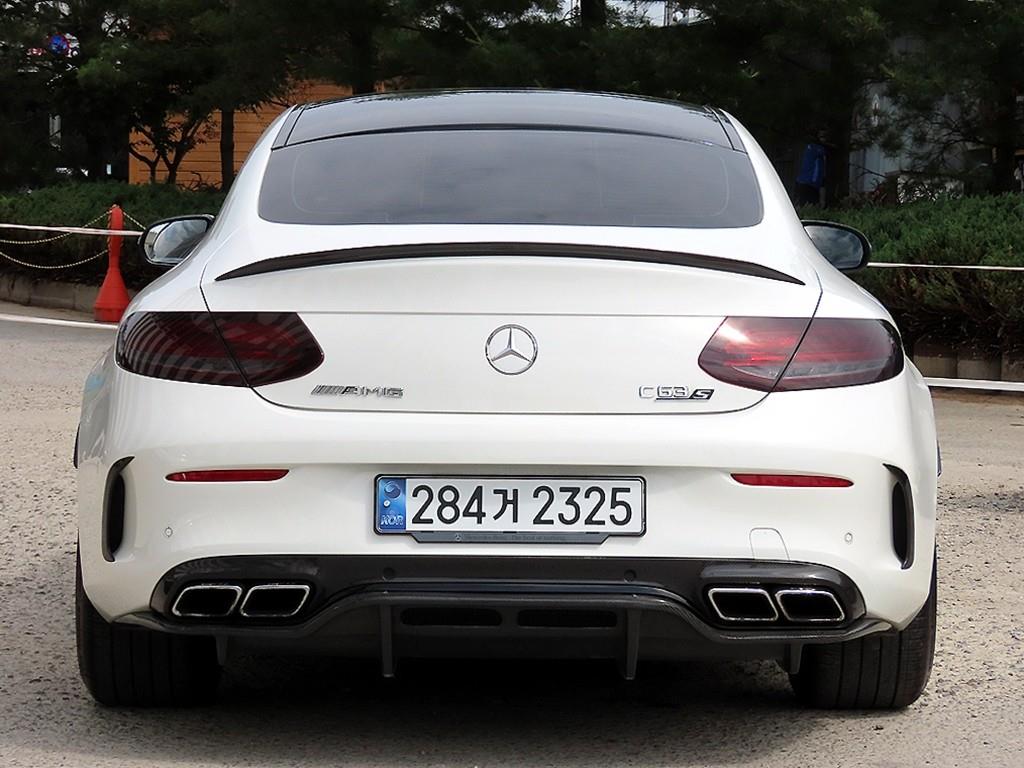 Mercedes Benz C Class - Vista 4