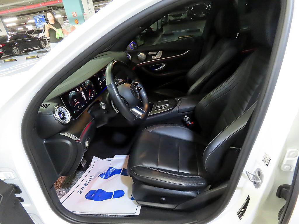 Mercedes Benz E class - Vista 6