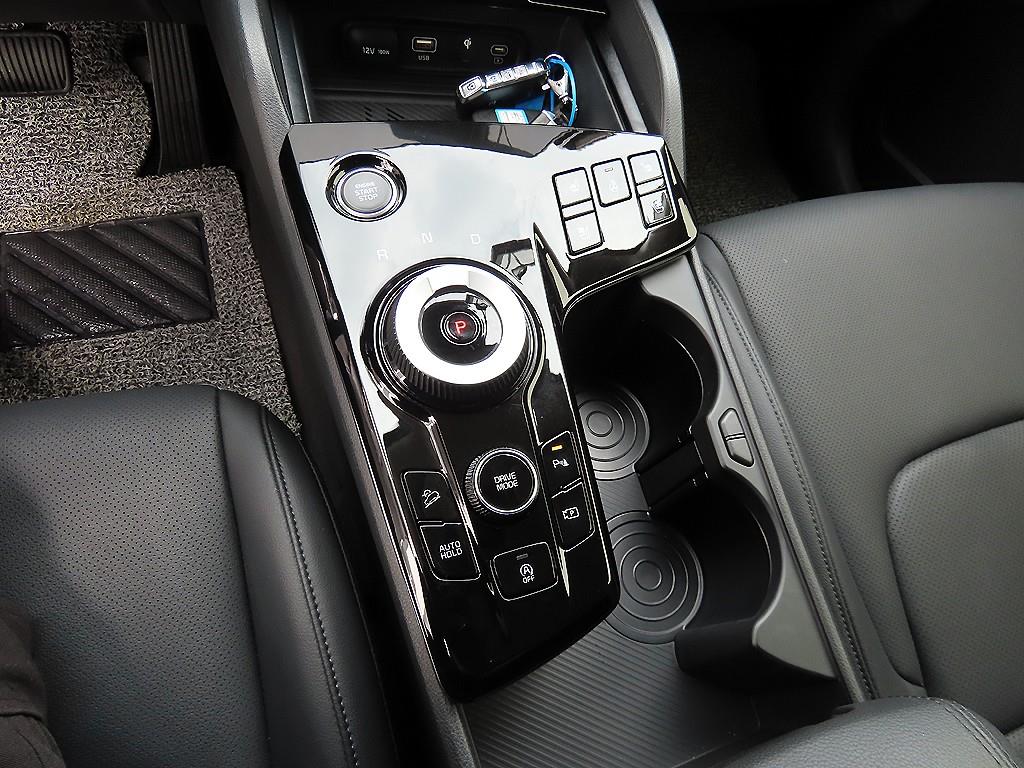 KIA Sportage - Vista 10