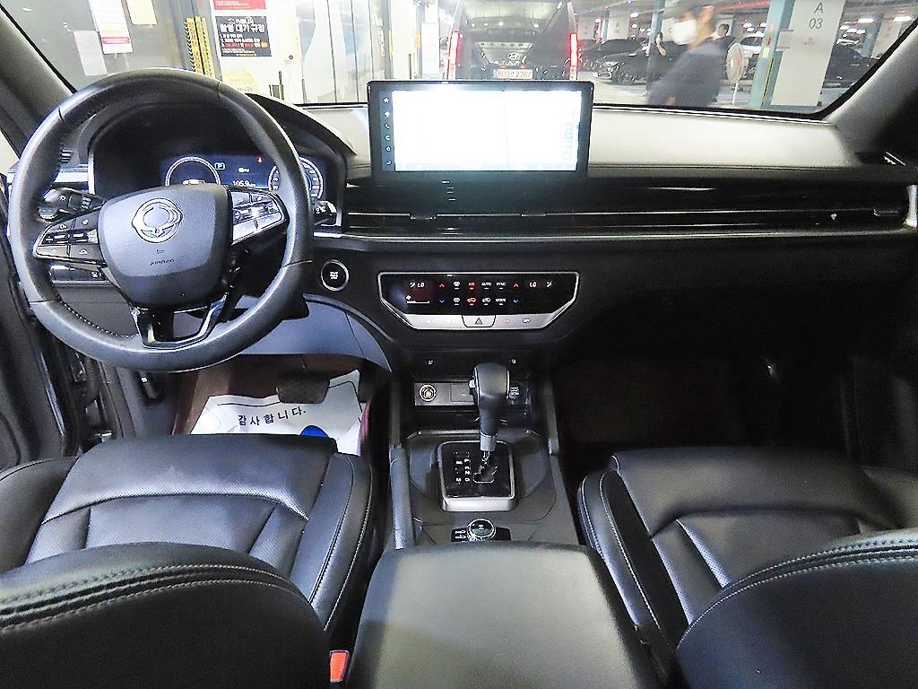 Ssangyong Rexton - Vista 10