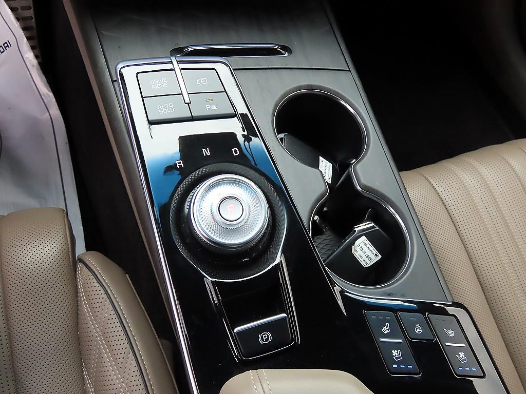 KIA K8 - Vista 11
