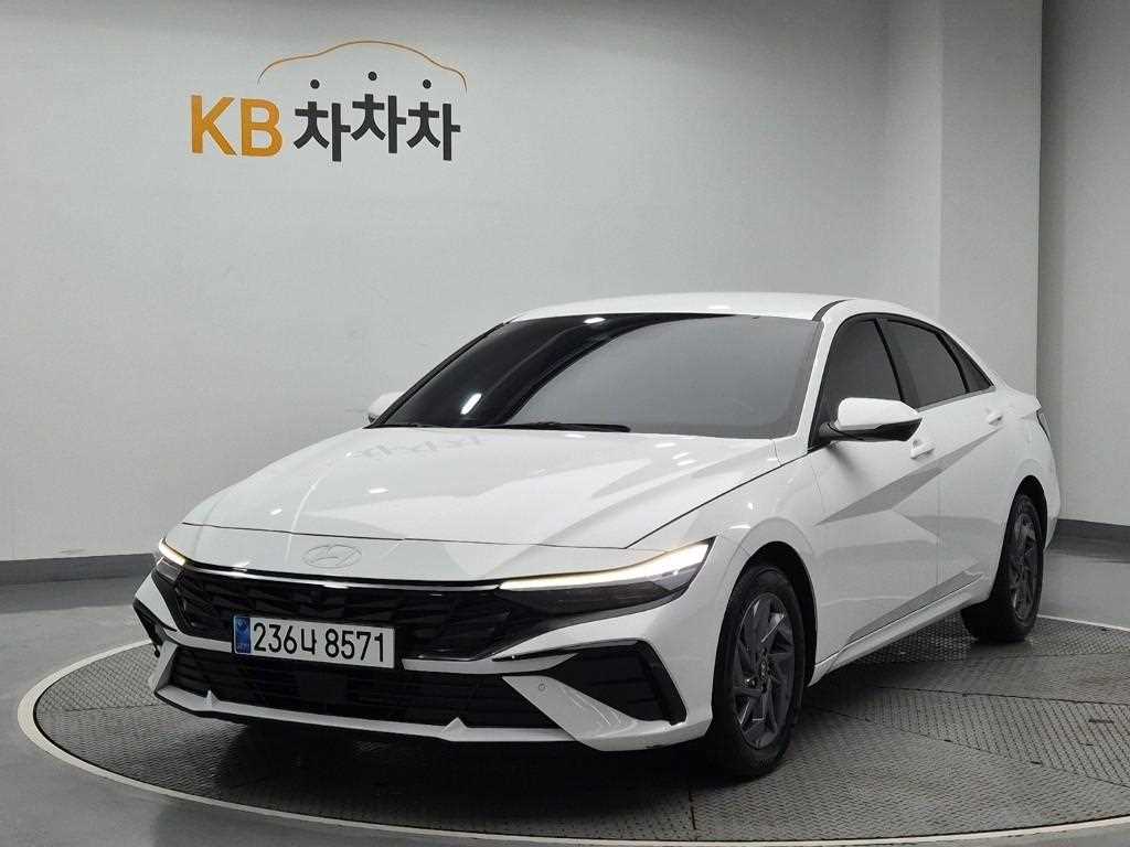 HYUNDAI Avante 2025 Blanco - Importación desde Corea - HF Imports Iquique - Foto 1