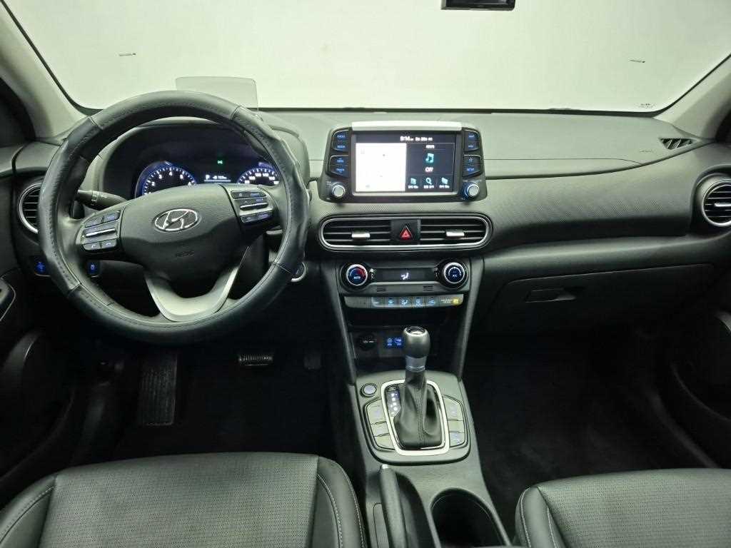 HYUNDAI Kona - Vista 7