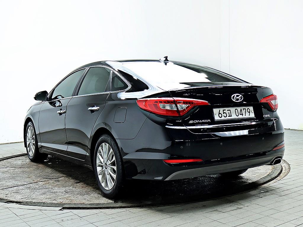 HYUNDAI Sonata - Vista 7