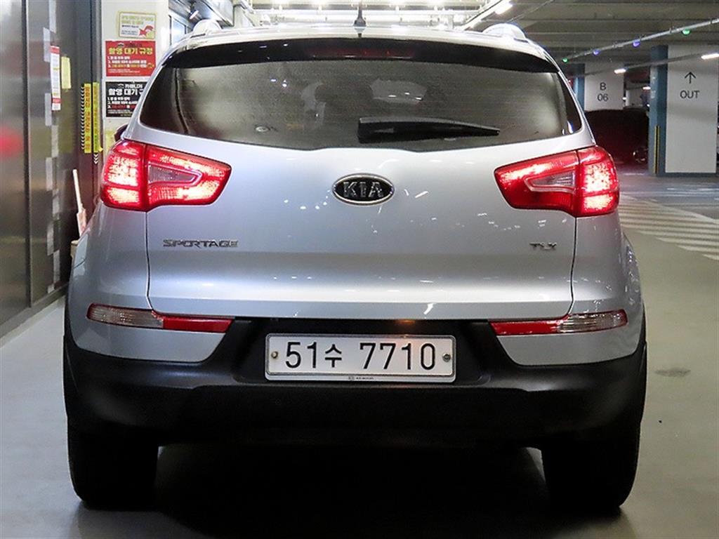 KIA Sportage - Vista 5