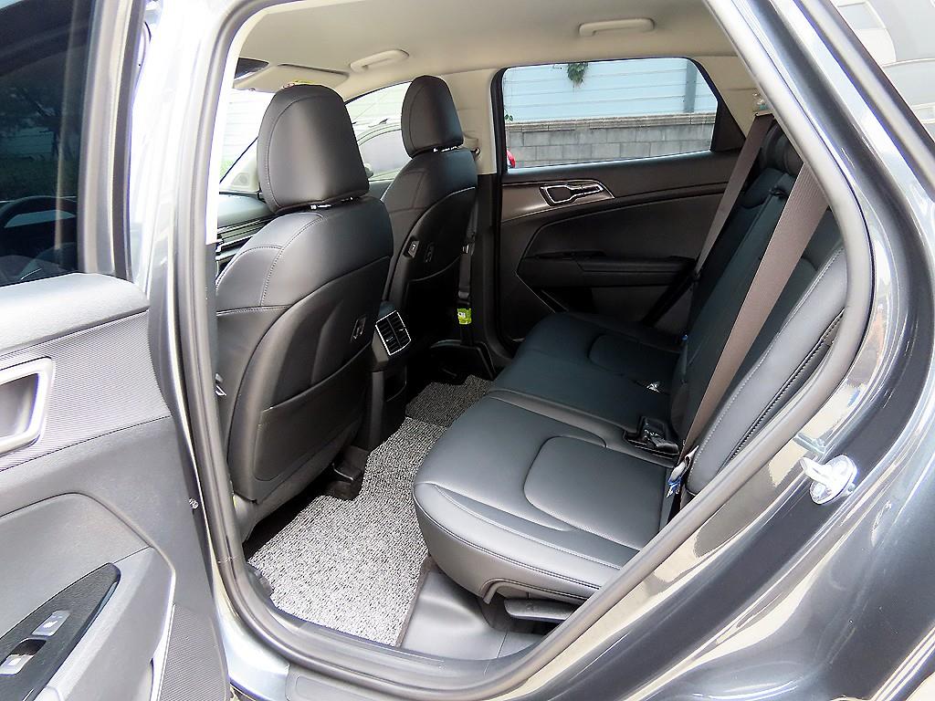 KIA Sportage - Vista 6