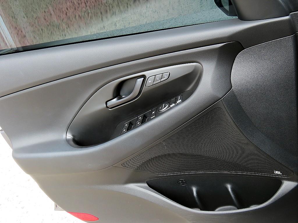 HYUNDAI i30 - Vista 11