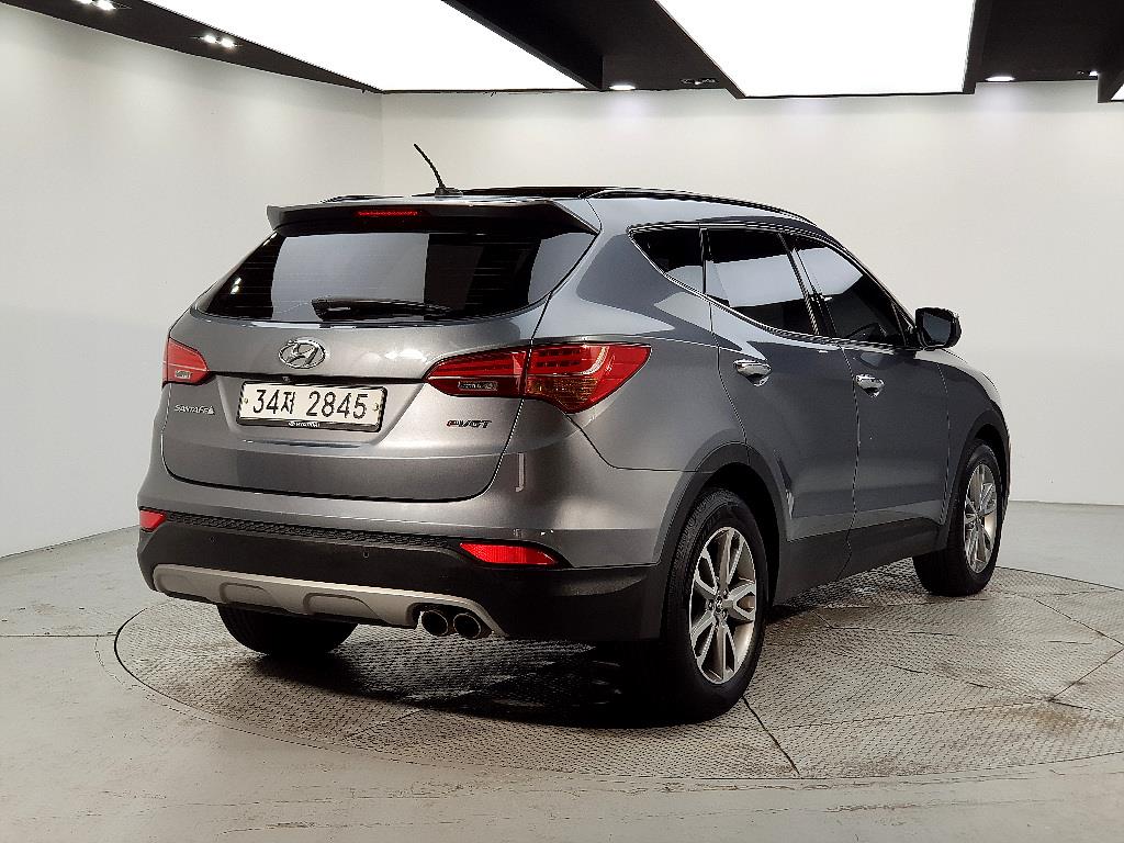 HYUNDAI Santa Fe - Vista 4