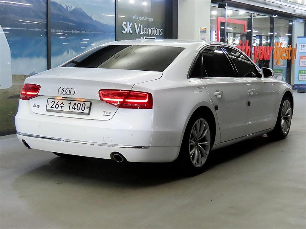 Audi A8 - Vista 4
