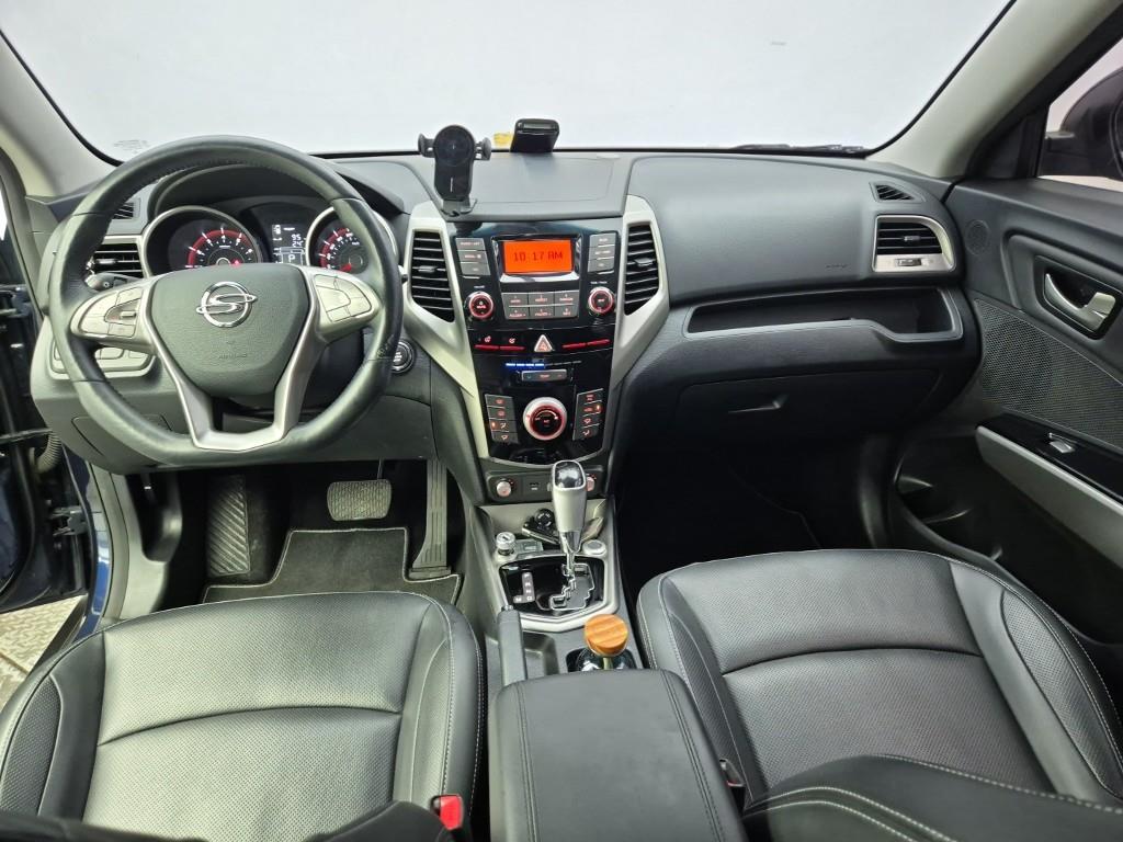 Ssangyong Tivoli - Vista 5