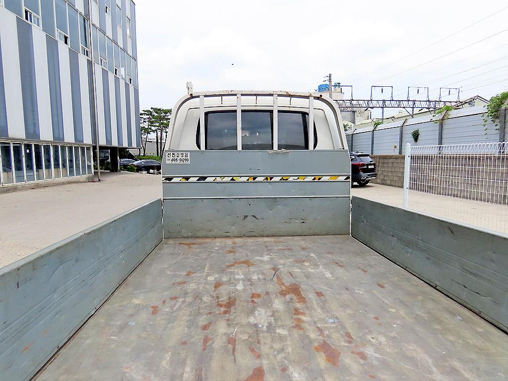 Small Truck Cargo (small) - Vista 5