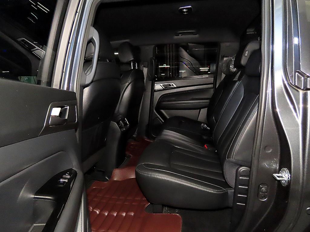 Ssangyong Rexton - Vista 7