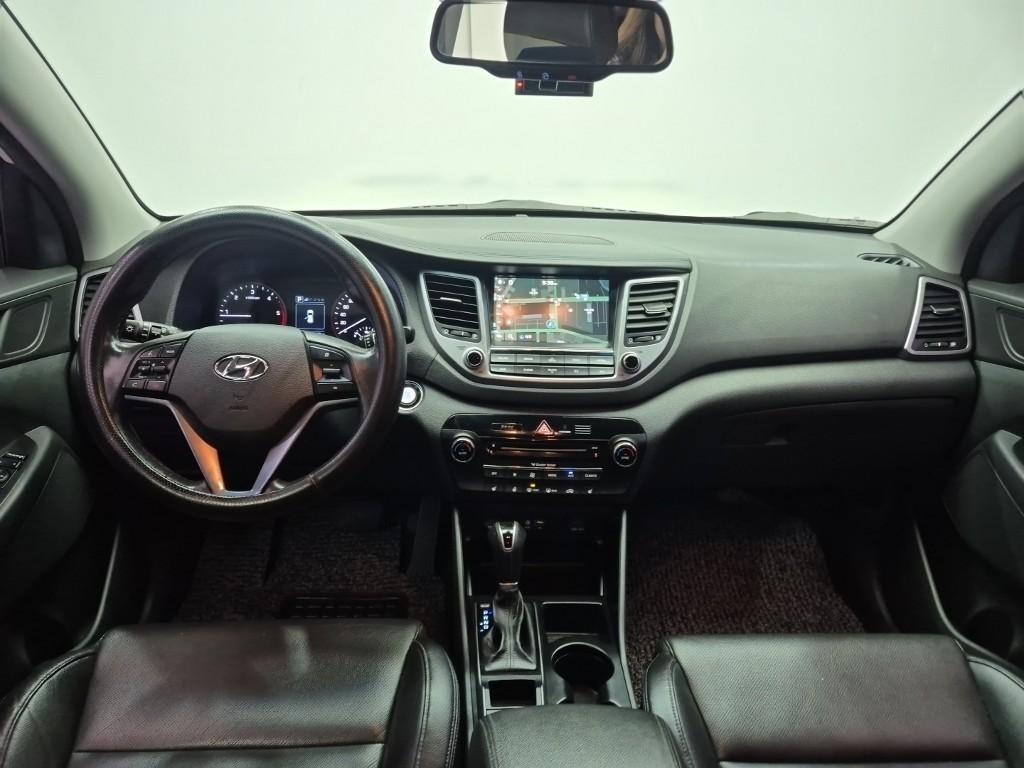 HYUNDAI Tucson - Vista 7