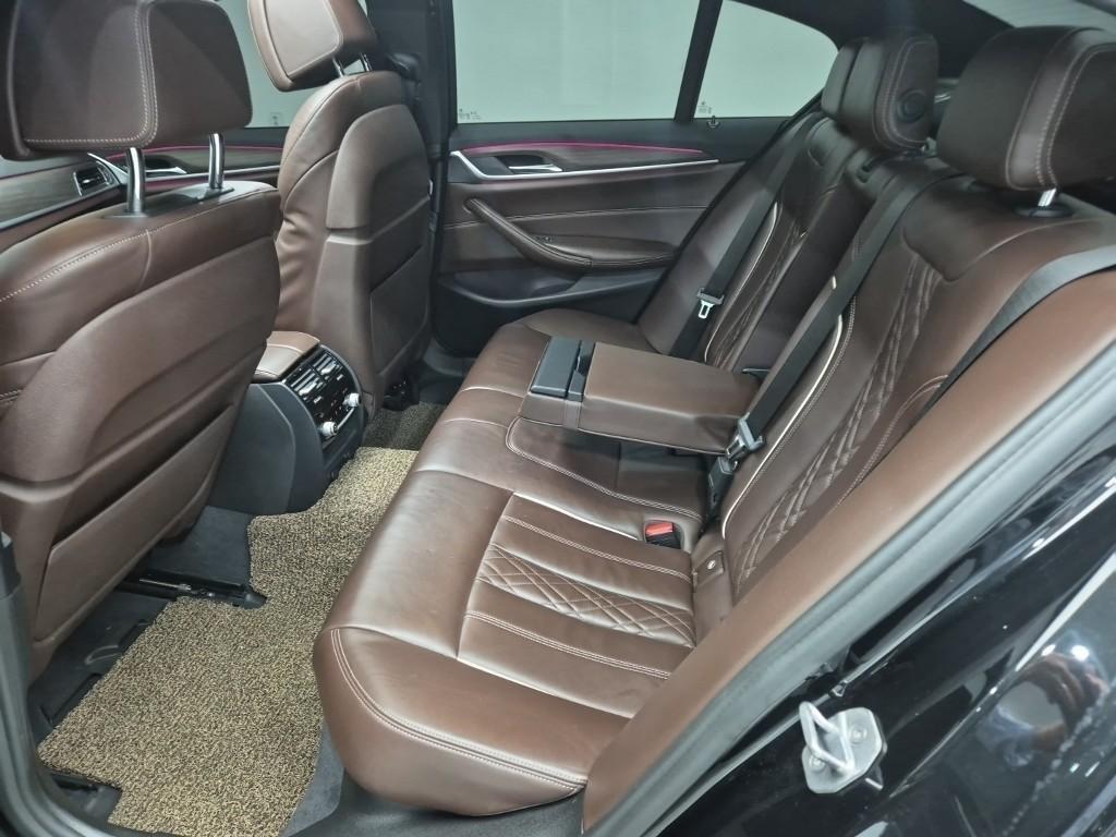 BMW 5 Series - Vista 12