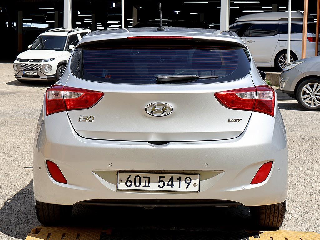 HYUNDAI i30 - Vista 5