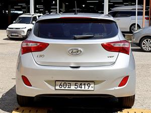 HYUNDAI i30 - Vista 6