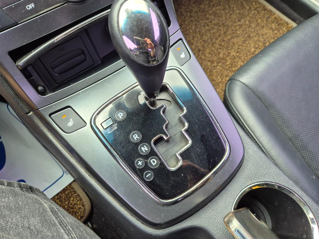 HYUNDAI Genesis - Vista 7