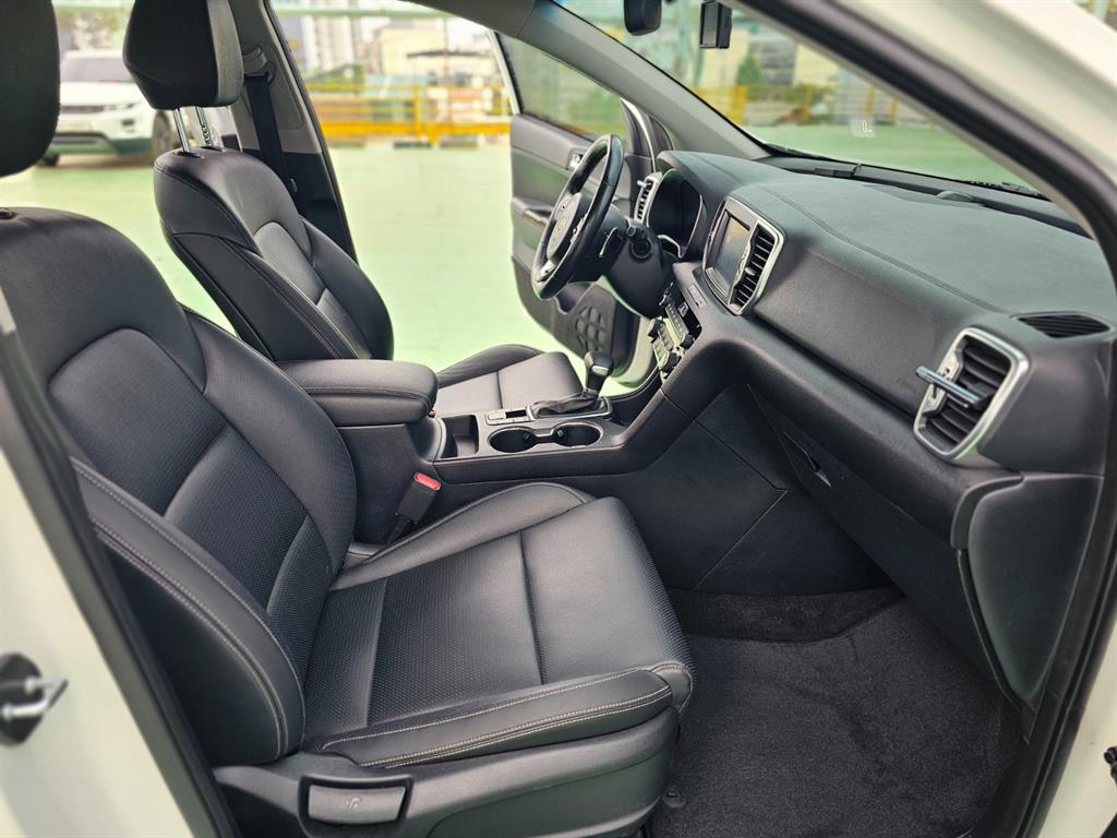 KIA Sportage - Vista 12