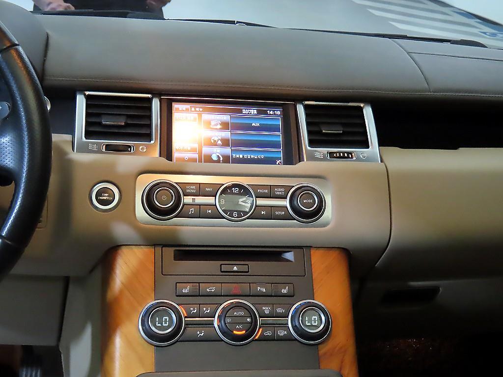 Land Rover Range Rover Sports - Vista 11
