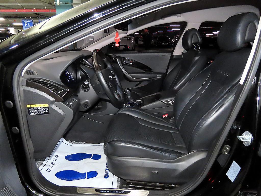 HYUNDAI Grandeur - Vista 6