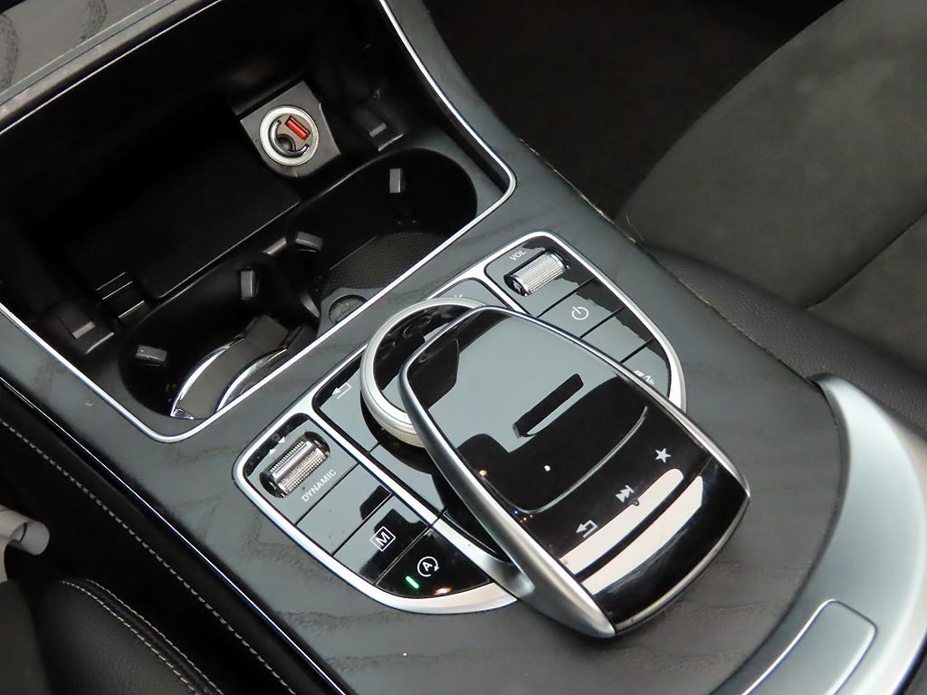 Mercedes Benz GLC Class - Vista 11