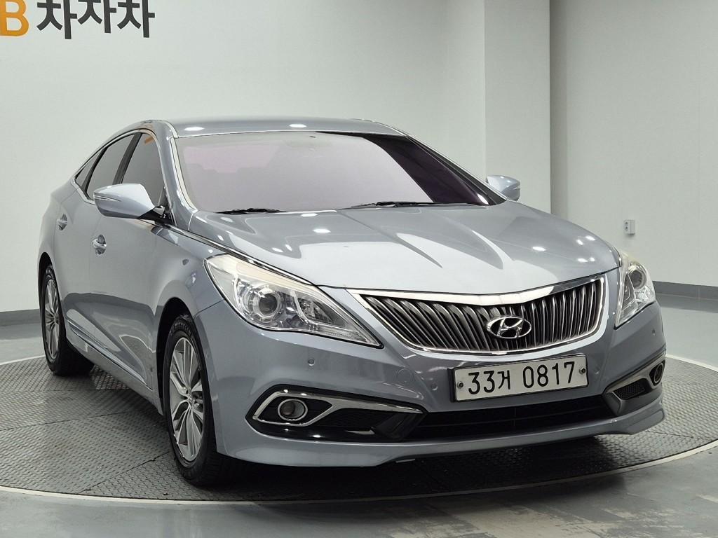 HYUNDAI Grandeur - Vista 4