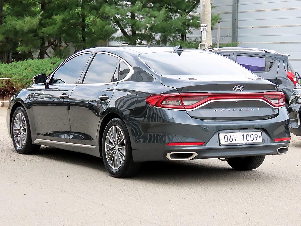 HYUNDAI Grandeur - Vista 3