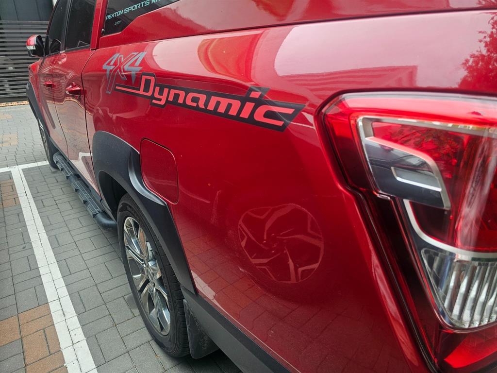 Ssangyong Rexton - Vista 7