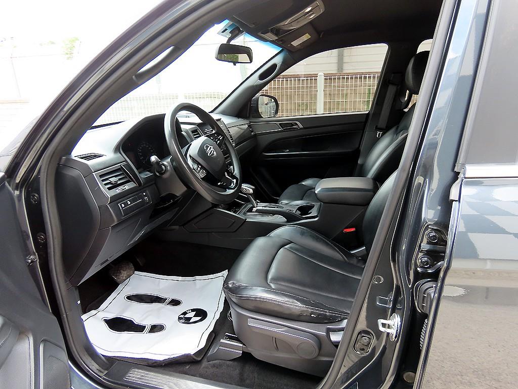 Ssangyong Rexton - Vista 5