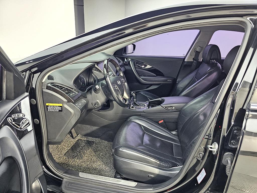 HYUNDAI Grandeur - Vista 8