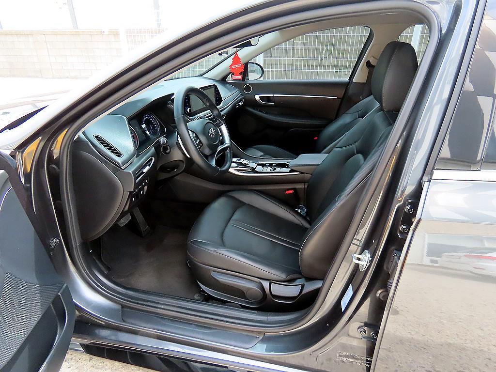 HYUNDAI Sonata - Vista 5