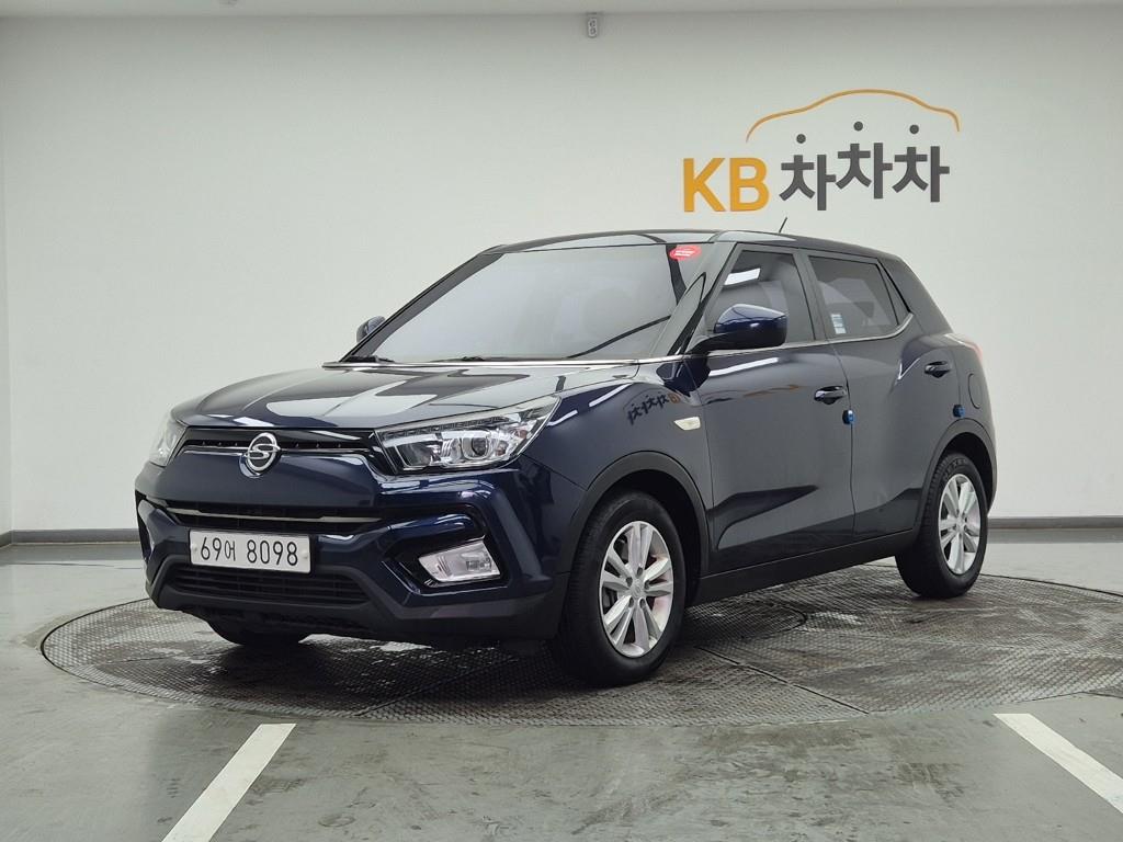 Ssangyong Tivoli 2018 Azul - Importación desde Corea - HF Imports Iquique - Foto 1