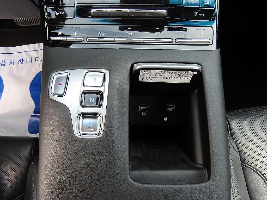 HYUNDAI Grandeur - Vista 11