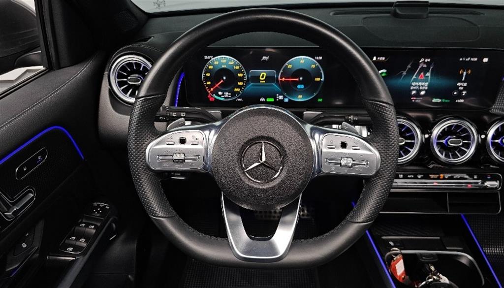 Mercedes Benz EQB 2023 Gris - Importación desde Corea - HF Imports Iquique - Foto 19