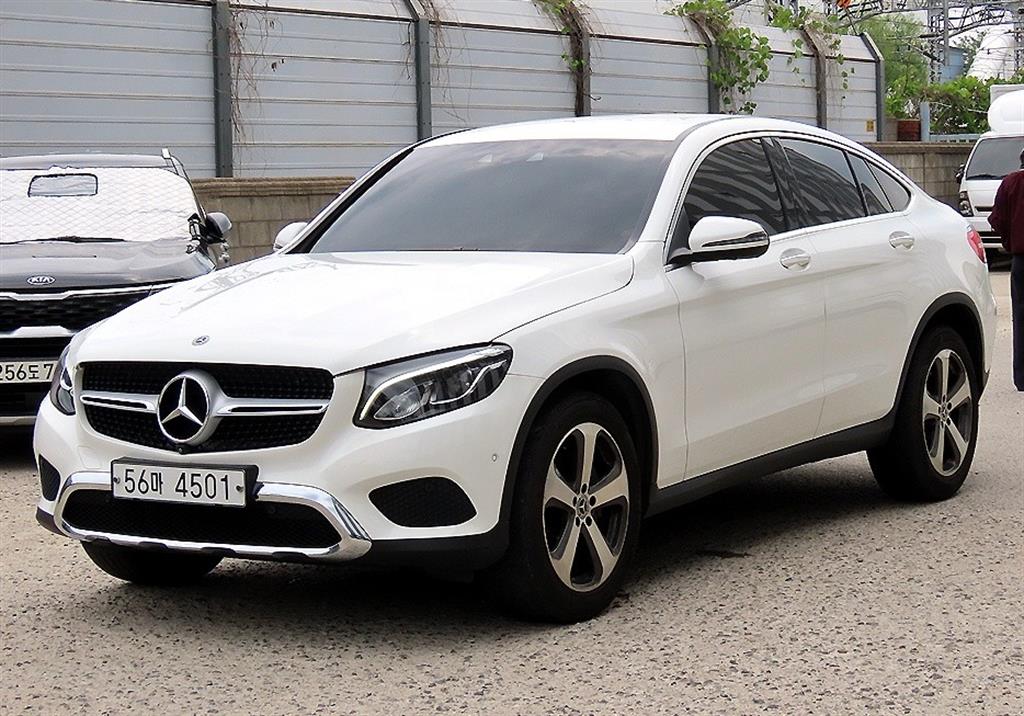 Mercedes Benz GLC Class - Vista 2