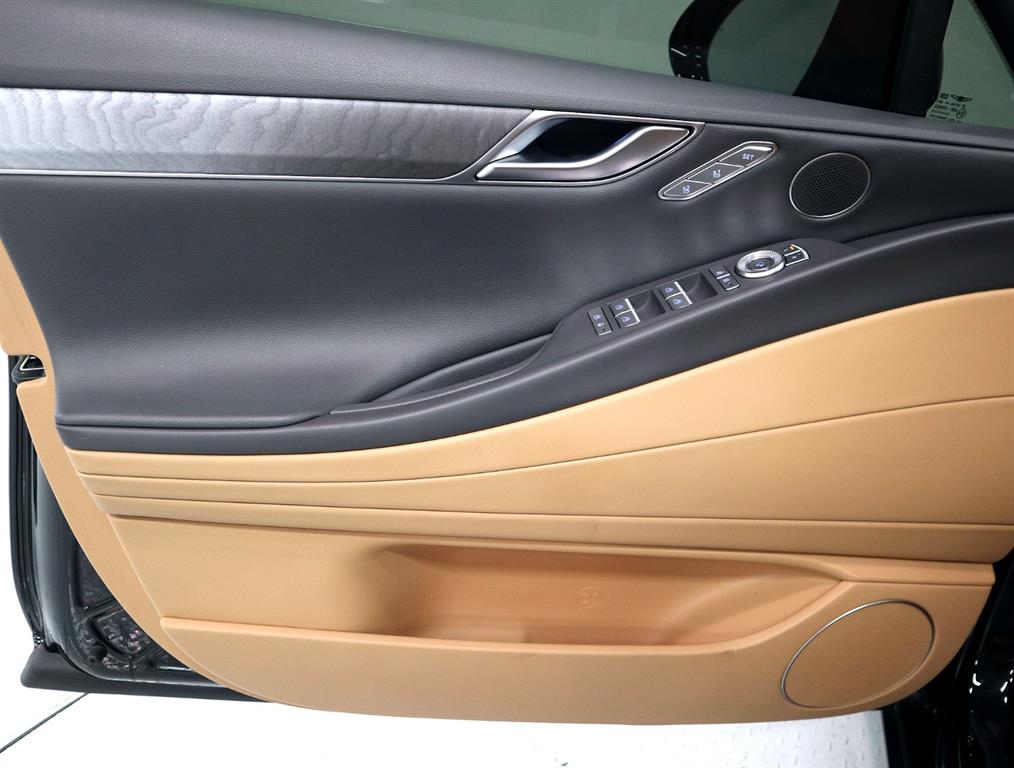 Genesis G80 - Vista 7