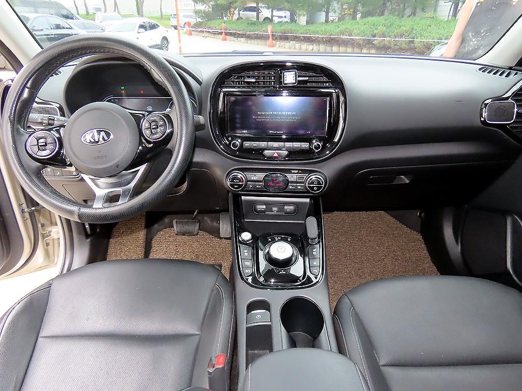 KIA Soul - Vista 8