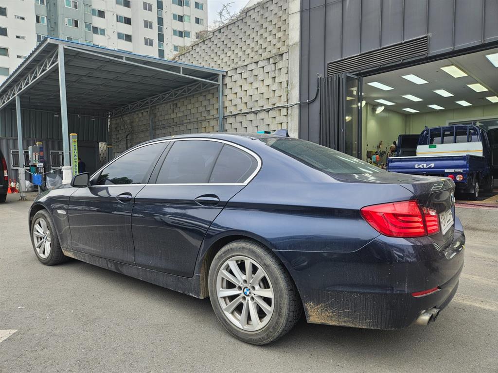 BMW 5 Series - Vista 6