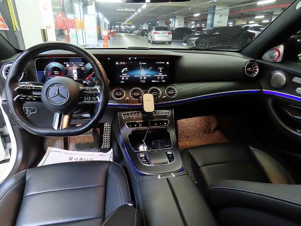 Mercedes Benz E class - Vista 10