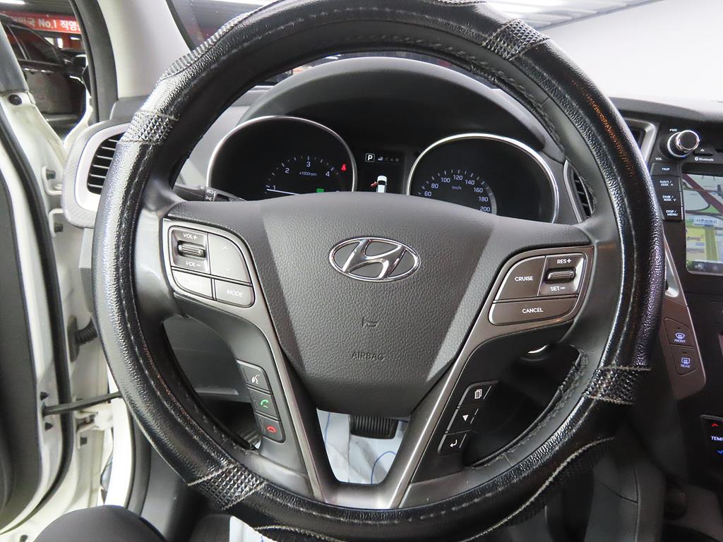 HYUNDAI Santa Fe - Vista 8