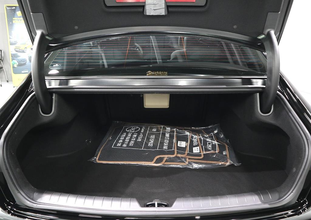 HYUNDAI Grandeur 2026 Negro - Importación desde Corea - HF Imports Iquique - Foto 16